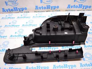 Накладка порога зад прав задняя Toyota Sequoia 2008-2022 67933-0C030-C0