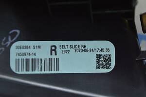 Накладка преднатяжителя ремня зад правая BMW X3 G01 18-21 черная 30E0384 51477450974