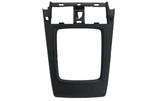 Накладка ручки КПП SUBARU FORESTER S13 2014-2018 92122SG000