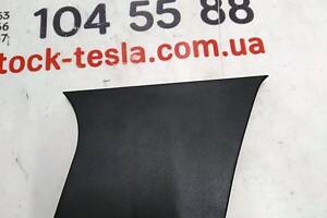 Накладка стойки B наружная левая нижний пластик Tesla model 3 1100087-00-D