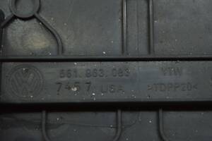 Накладка торпедо низ лев VW Passat b7 USA 561863083