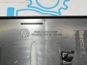 Накладка торпеды серебро VW Passat b7 USA (05) 561858336
