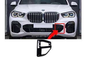 Накладка впускного сопла левая в передний бампер M-Paket на BMW X5 G05 2018-2022 ( Черный глянец )