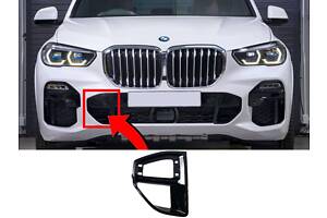 Накладка впускного сопла права в передній бампер M-Paket на BMW X5 G05 2018-2022 ( Чорний глянець )