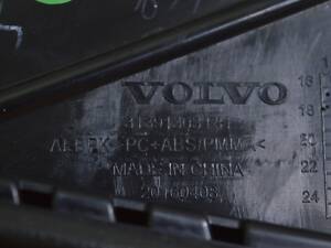 Накладка задней двери боковая задняя правая Volvo S90 16- 31391303