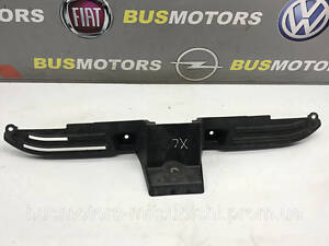 Накладка замка капота кожух замка капота Mitsubishi Outlander xl 2006-2012 7450A172