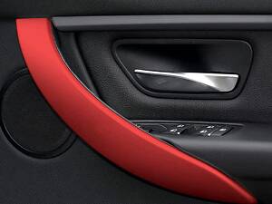 Накладки дверных ручек внутренние красного цвета BMW 3 Series F30 2013-2018 Красные накладки ручек БМФ Ф30