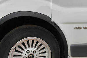Накладки на колісні арки (4 шт, чорні) 2007-2015, чорний пластик для Nissan Primastar