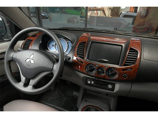 Накладки на панель (13 деталей) Дерево для Mitsubishi L200 2006-2015 гг - Фото 1