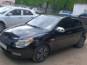 Накладки на зеркала (2 шт, пласт) OmsaLine для Hyundai Accent 2006-2010 гг