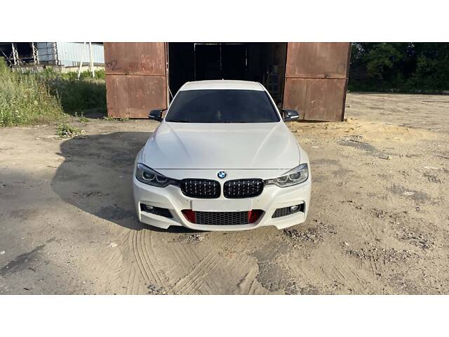 Накладки на зеркала Черный глянец (M-Look) на BMW 3 Series F30/F31 2011-2018 года - Фото 9