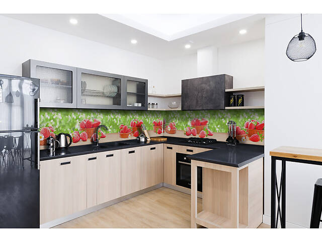 Наклейка на скинали Zatarga на кухню «Клубника на столе» 600х2500 мм виниловая 3Д наклейка кухонный фартук самоклеящаяся - Фото 2