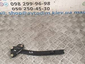 Направляющая двери стекла задняя левая (в сборе) 62240AG010 Subaru Legacy 2003-2008