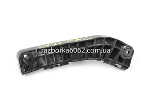 Напрямна переднього бампера права Toyota Camry 40 2006-2011 5253533040