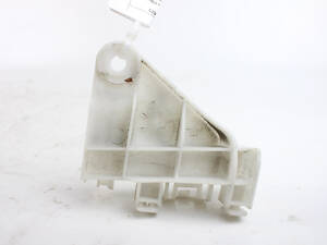 Направляющая заднего бампера под фонарь RH Toyota Corolla E16 (E160) 2013-2018 5256202220