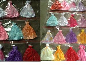 Наряды для кукол 1199E