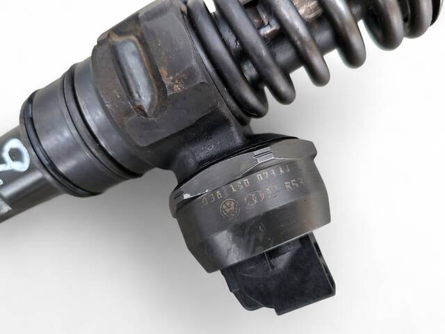 Насос форсунки VW New Beetle 1.9 TDI 1998-2010 - Фото 2