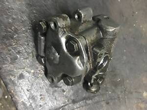 Насос гидроусилителя руля (ГУР) 1J0422154J Volkswagen Bora 1.9 AJM