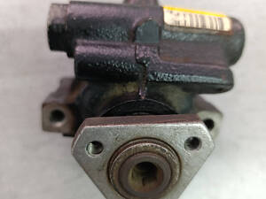 Насос гидроусилителя руля (ГУР) Renault Master 7700840105 040701005