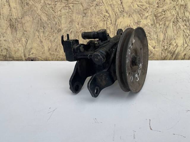 Насос гидроусилителя ГУР Nissan Terrano 2 II R20 1992-2007 2.7 TD 4WD 49110-0F003 49110-0F000 49110-0F001 49110-0F005 - Фото 1