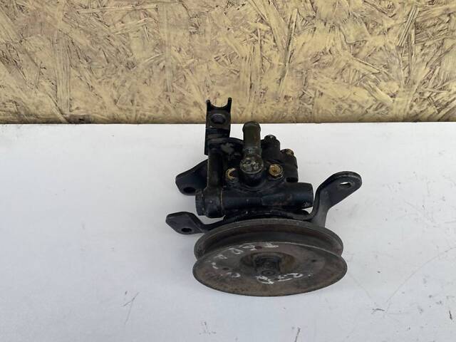 Насос гидроусилителя ГУР Nissan Terrano 2 II R20 1992-2007 2.7 TD 4WD 49110-0F003 49110-0F000 49110-0F001 49110-0F005 - Фото 3