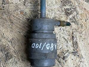 Насос-мотор омывателя стекла переднего Audi 80 100 431955651