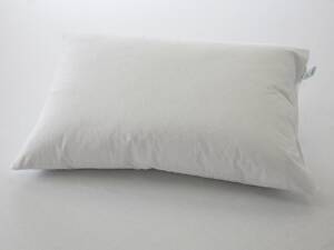 Наволочка IGLEN непромокаемая защитная на кнопках 70x70 см Белый (7070A)