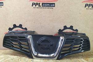 Nissan Qashqai J10 2010-2014 рестайлинг решетка радиатора 62310BR00A