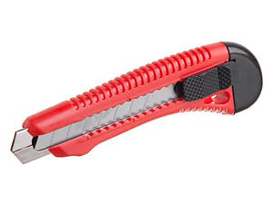 Нож Intertool 18 мм усиленный (HT-0501)