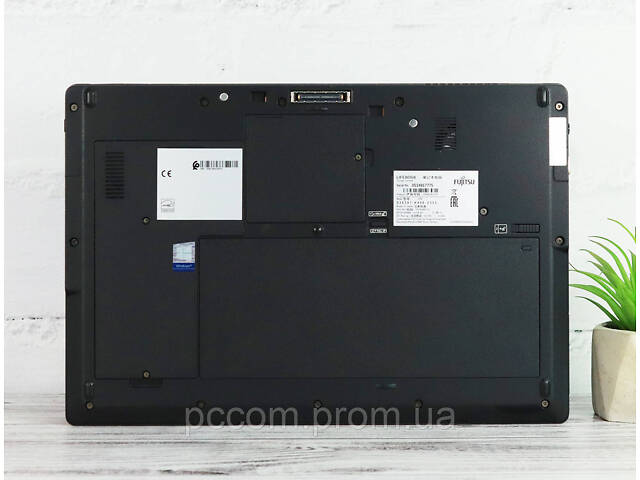Ноутбук 15.6' Fujitsu LifeBook U757 Intel Core i5-6200U 8Gb RAM 1Tb SSD M.2 FullHD IPS - Фото 4