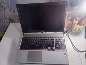 Ноутбук Fujitsu(SSD, I7, RAM 8, FullHD)