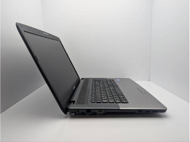 Ноутбук Medion Akoya E7220/ 17.3' (1600x900)/ i3-2310M/ 6GB RAM/ 500GB HDD/ HD 3000 - Фото 4