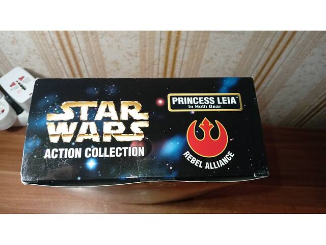НОВАЯ Редкая Коллекционная Кукла Hasbro 1998 Star Wars Princess Leia In Hoth Gear 'Princess Leia Collection' 57110 из США - Фото 5