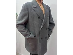 Нове сіре осіннє чоловіче пальто