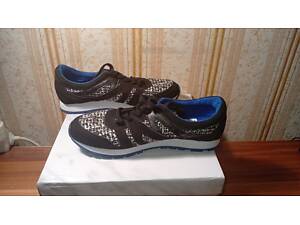 Нові Американські Кросівки Call It Spring Розмір 8.5 US / 38,5 - 39,0 US / Устілка 25,0 см з США