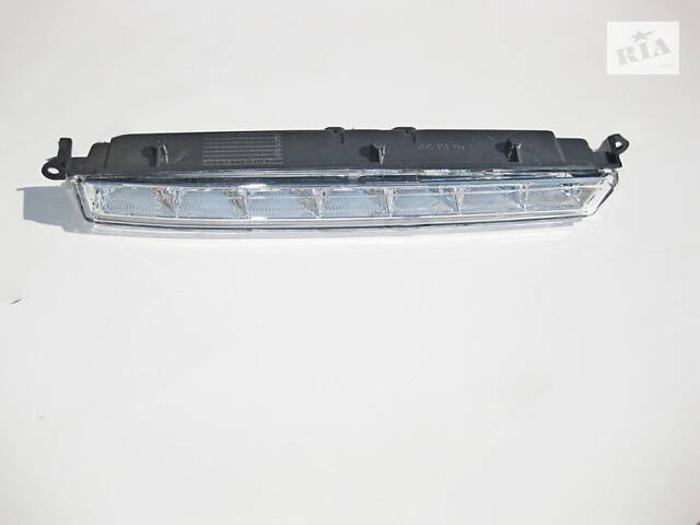 Новое Mercedes-Benz A1649060451 Новый ДХО LED DRL фонарь дневного света правый GL X164 X166