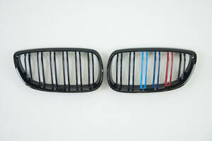 Ноздри на BMW 3 Series E92 / E93 2006-2010 год M-color ( Двойные M-Look )