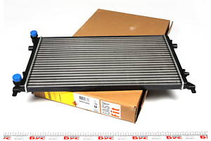 NRF 53404 Радиатор охлаждения VW Caddy 1.9TDI 03- (650x415x23)