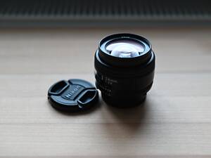 Об'єктив Nikon AF Nikkor 24 mm f 2.8, версія без D