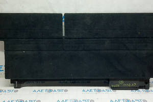 Обшивка батареи Lexus CT200h 11-17 черная, сломано крепление