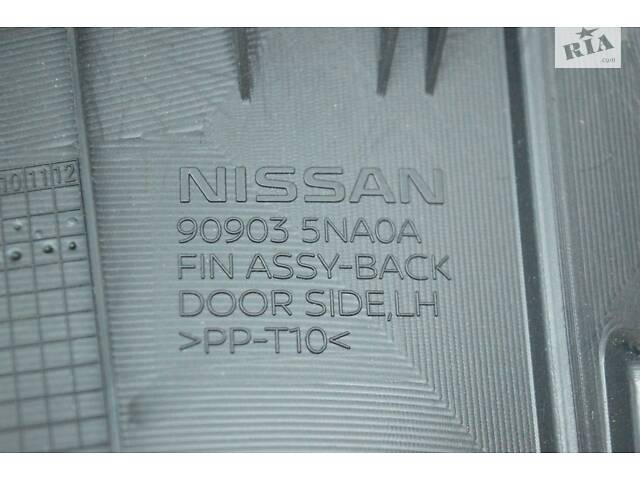 Обшивка дверей багажника ліва Infiniti QX50 19- чорна 90903-5NA0A