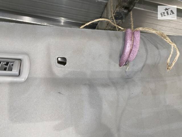 Обшивка потолка Toyota Highlander 14- серый под люк (02) деф.заломы и надрыв 63300-0ED20-B0