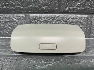 Очечник бардачок для очков 1K0868837E СЕРЫЙ Новый Фольксваген Пассат СС Б6 Б7 Джетта Гольф Тигуан Volkswagen