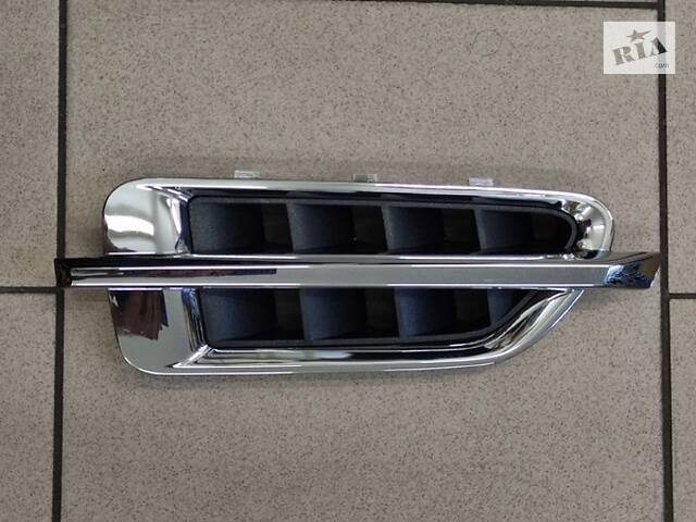 OEM GM молдинг крила переднє Chrome 15860254 правий для 7-14 Escalade