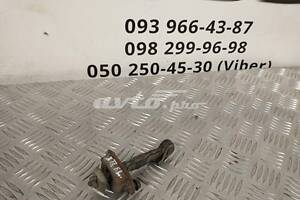 Ограничитель двери передний 804308H300 Nissan X-Trail T30 2001-2007