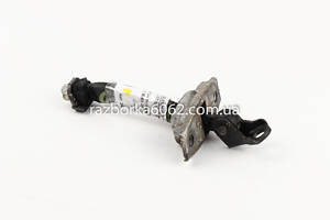 Ограничитель двери передний левый Toyota Camry 30 2001-2006 6862033050