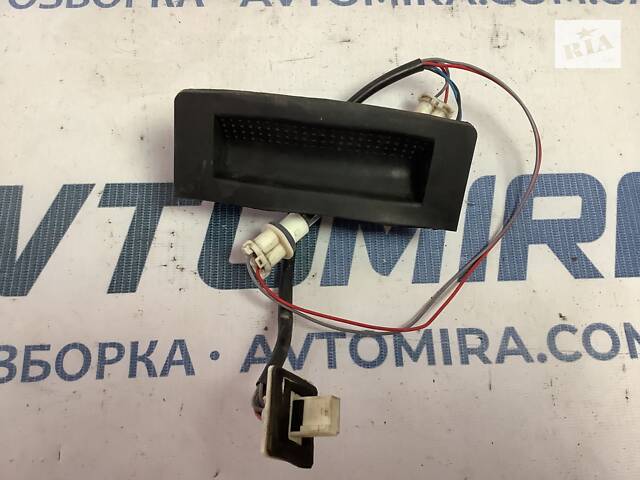 Кнопка відкриття багажника Опель Астра Opel Astra H (2007-2010) 461088395