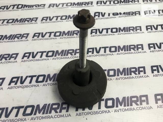 Демпфер опори двигуна Opel Astra H 2004-2010 1.9 CDTI 16V 13310150