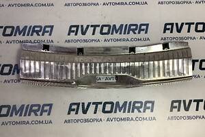 Накладка порога багажника внутренняя Opel Astra H 2004-2010 13203619