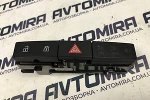 Блок кнопок торпедо Opel Astra J 2009- 13285122